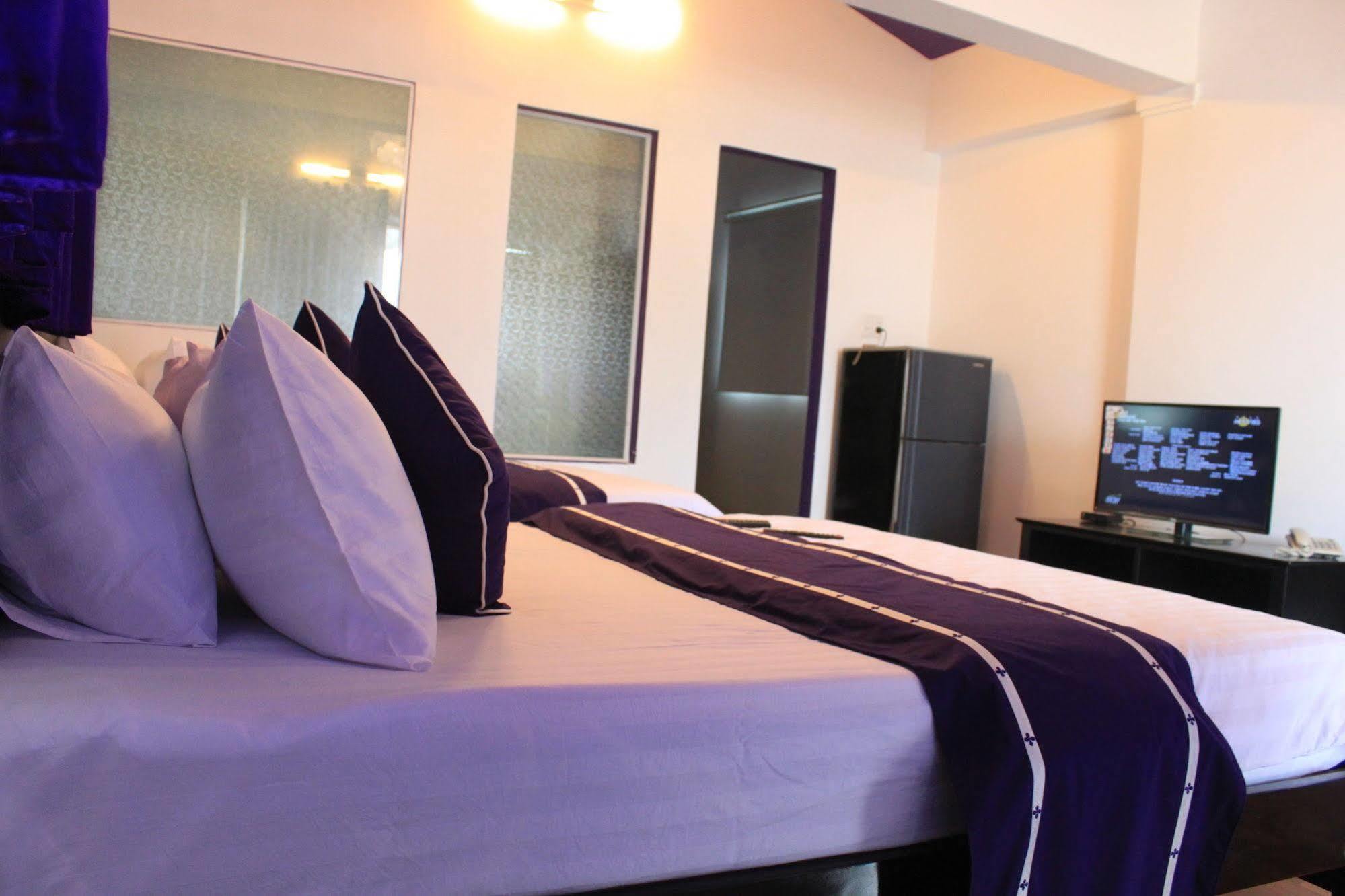 Hotel Ngoi Nha Xanh Da Nang