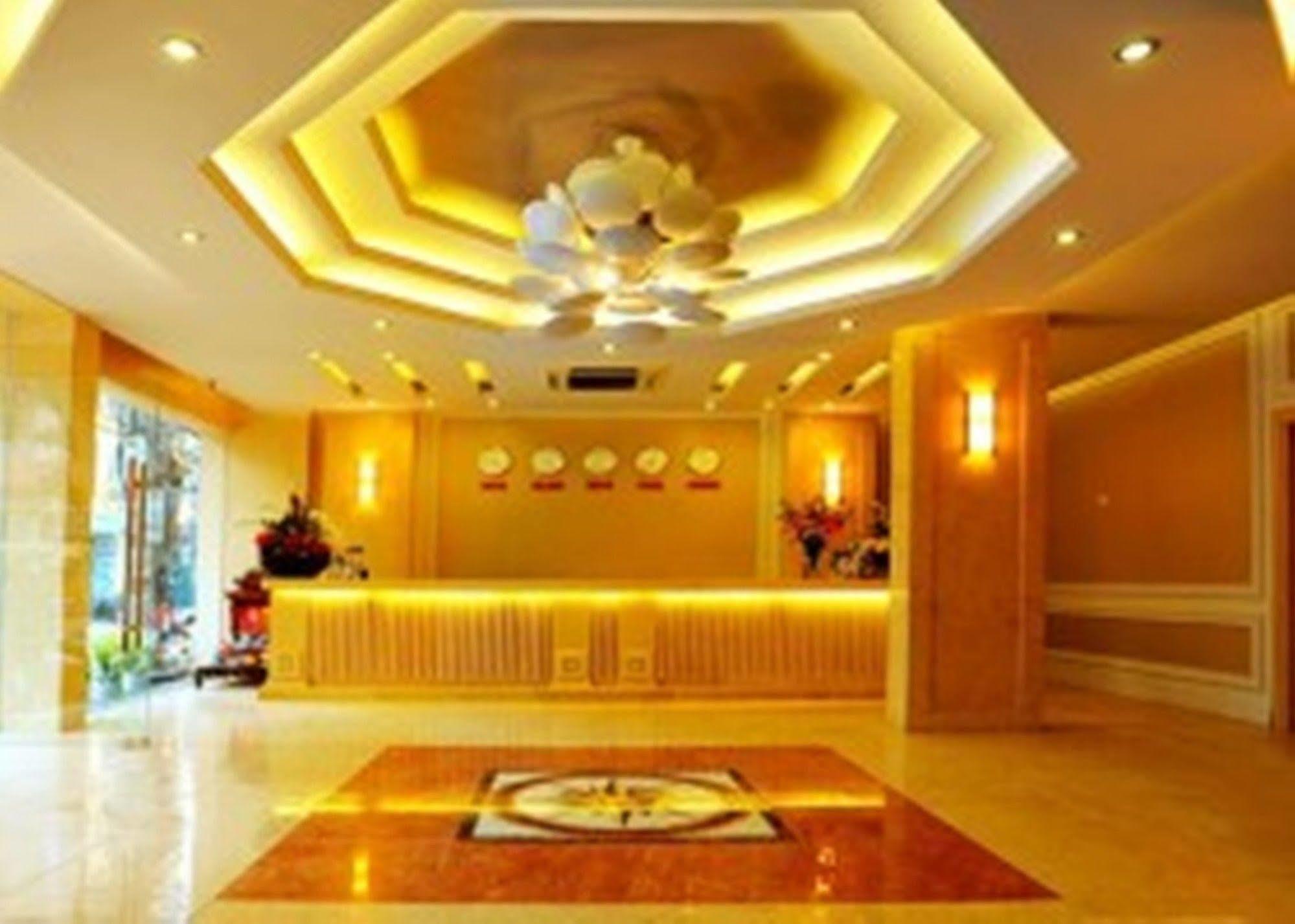 Oyo 1067 Phuc Long Đà Nẵng