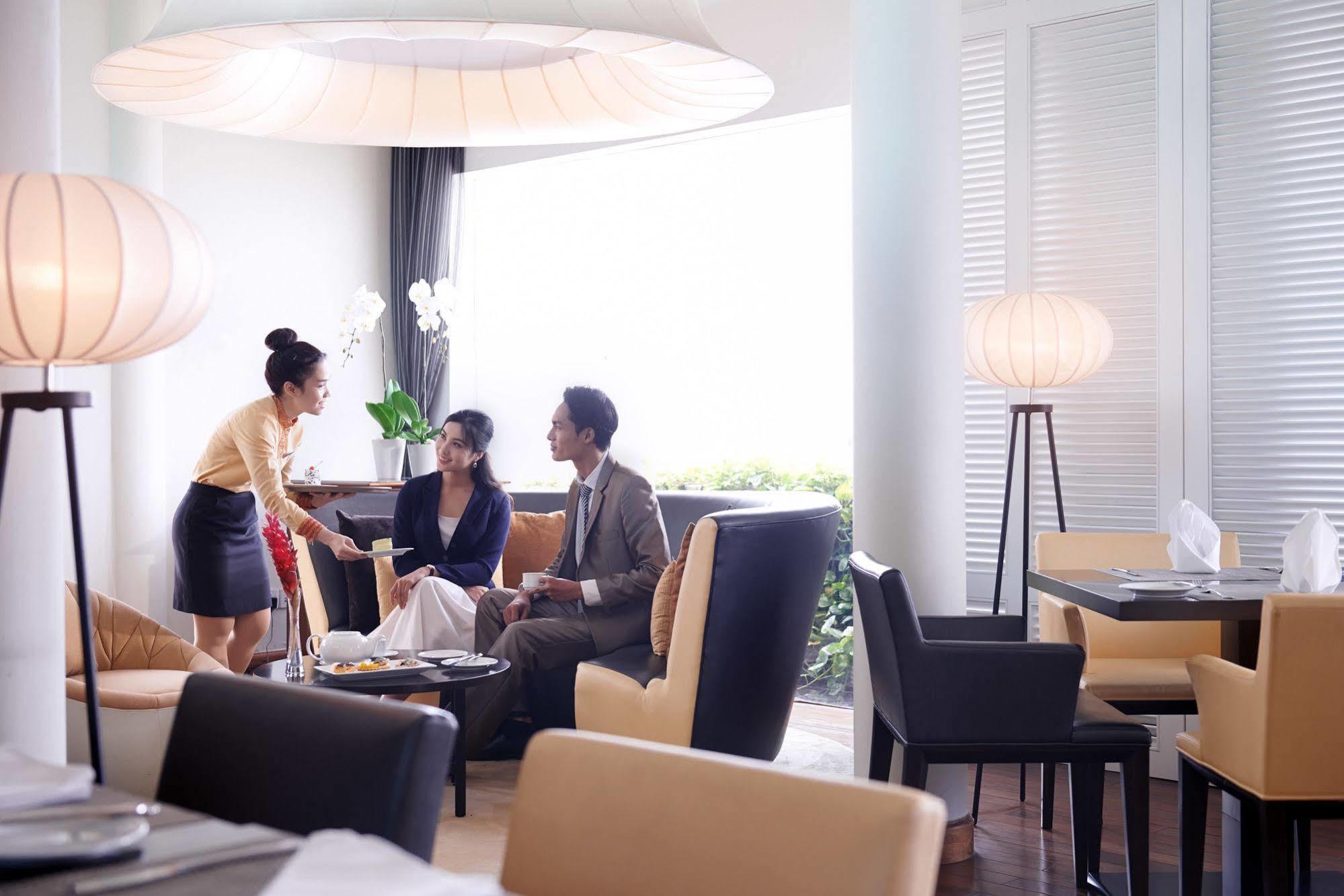 Parkroyal Sài Gòn Khách sạn