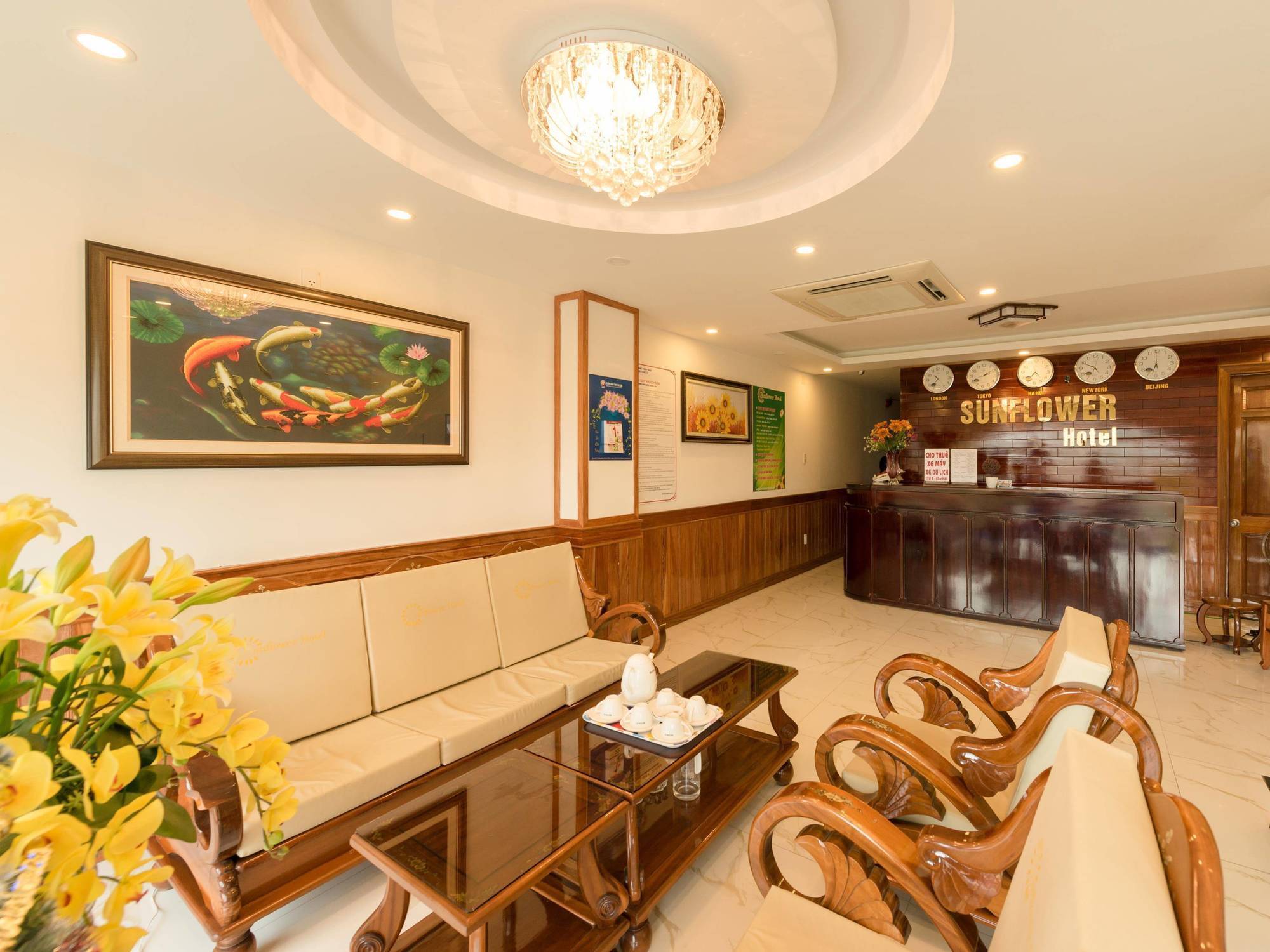 Sunflower Hotel 2*