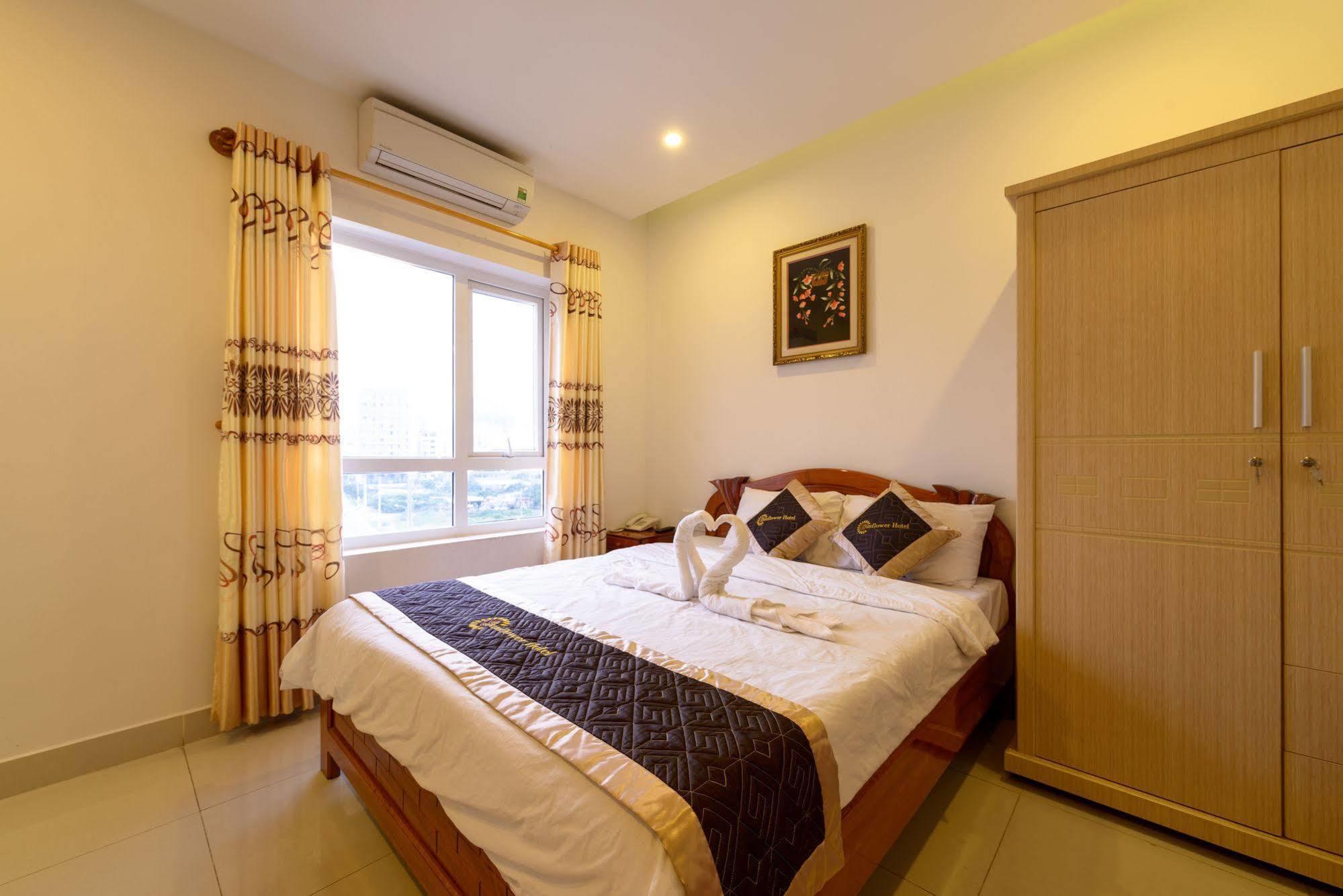 Sunflower Hotel 2*