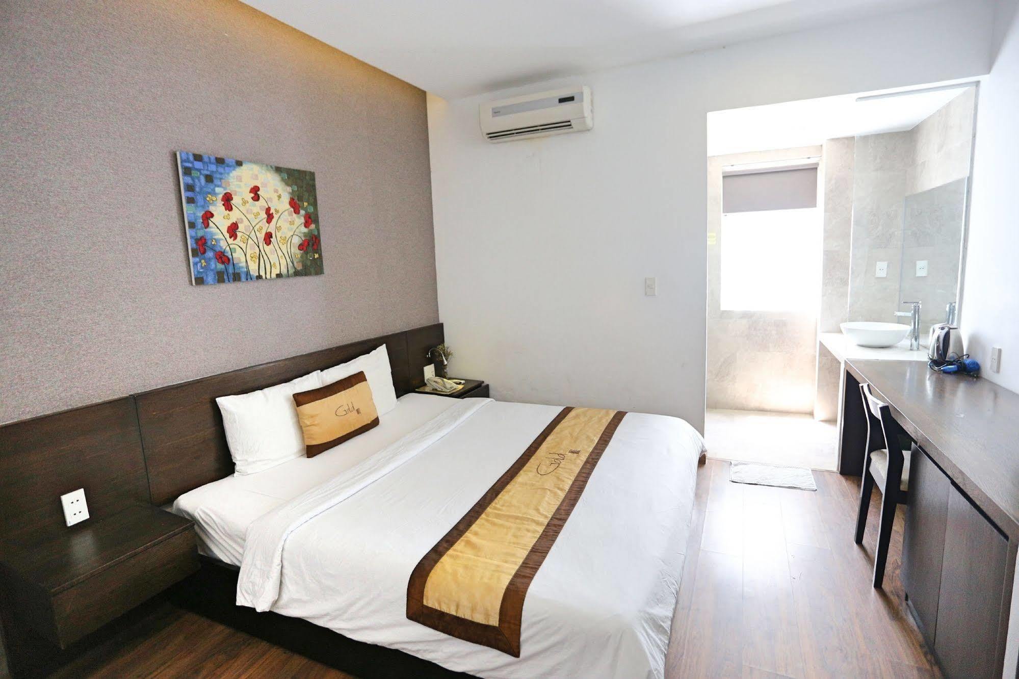 Peace Town Hotel 3*