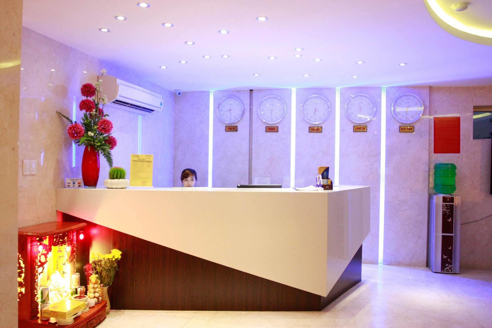 Peace Town Hotel Da Nang