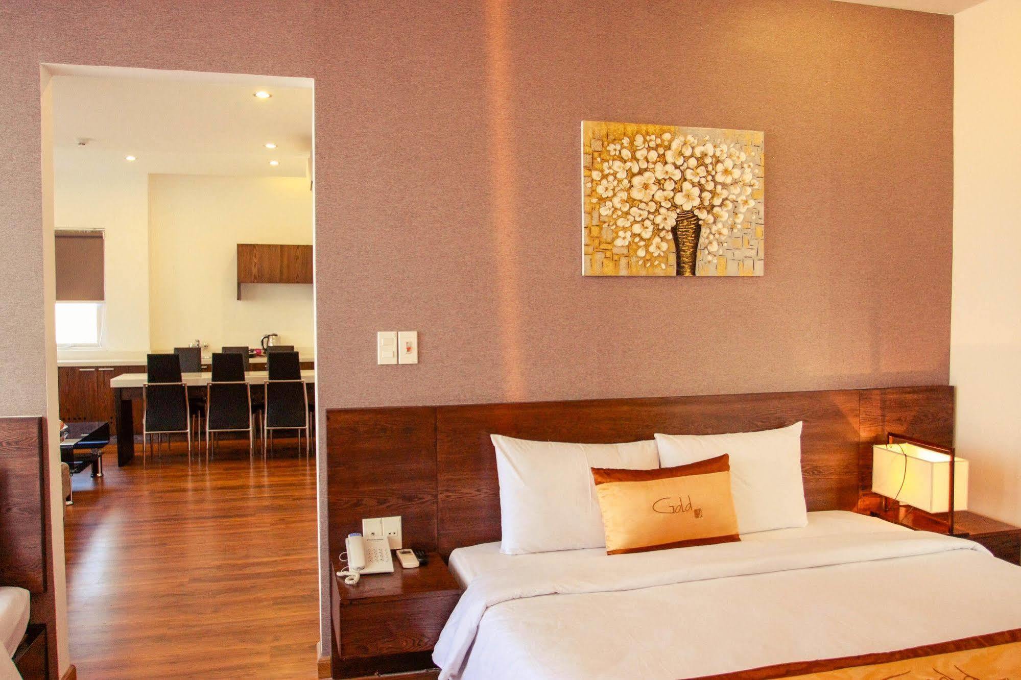 Peace Town Hotel 3*