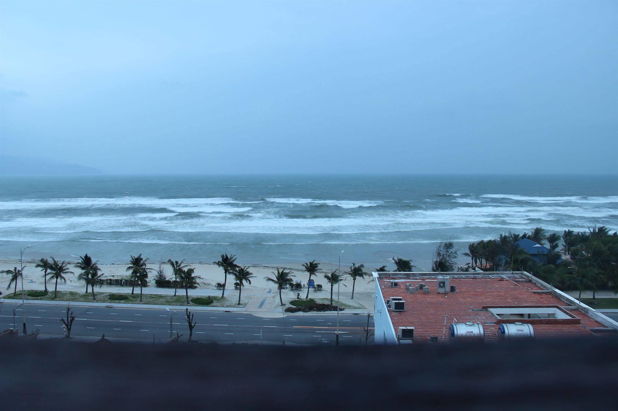 Zenta Sea View Hotel Da Nang