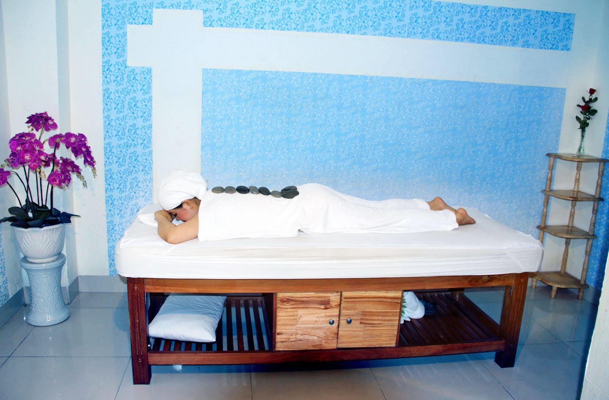 Hotel Blue