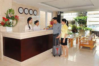 Dragon Sea Hotel 3*