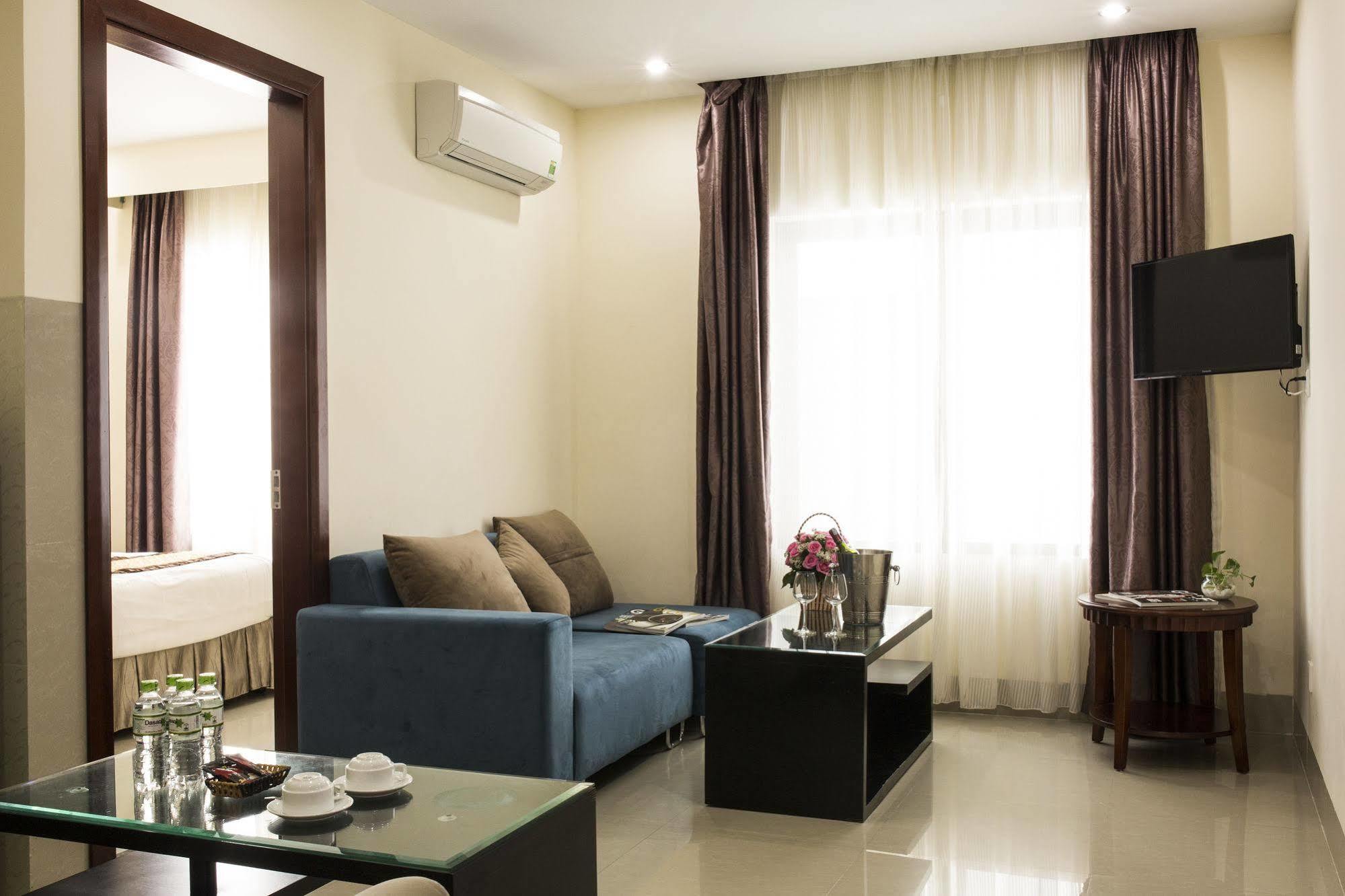 Khách sạn Sea Front 3*