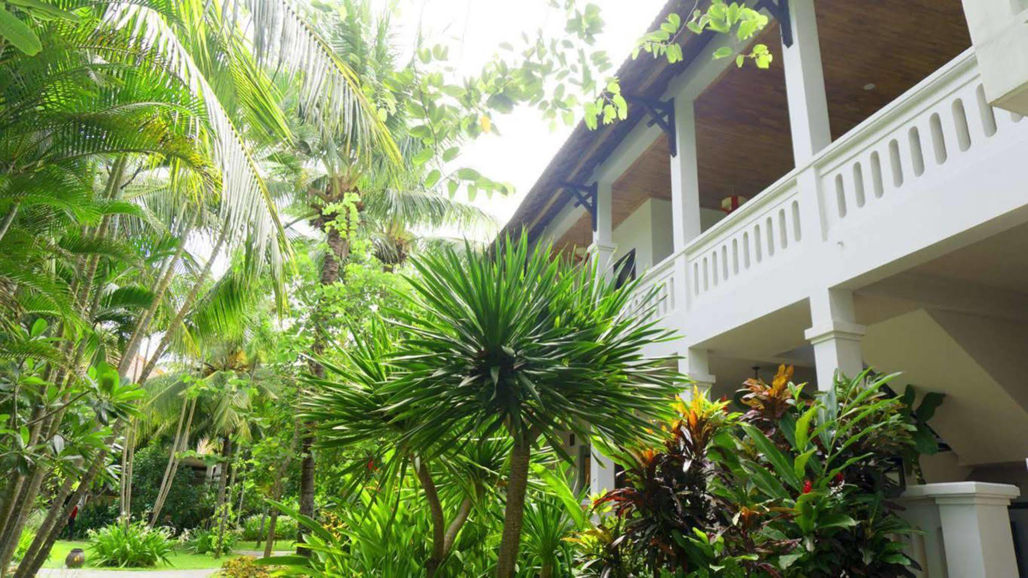 Vinh Hung Riverside Resort&spa