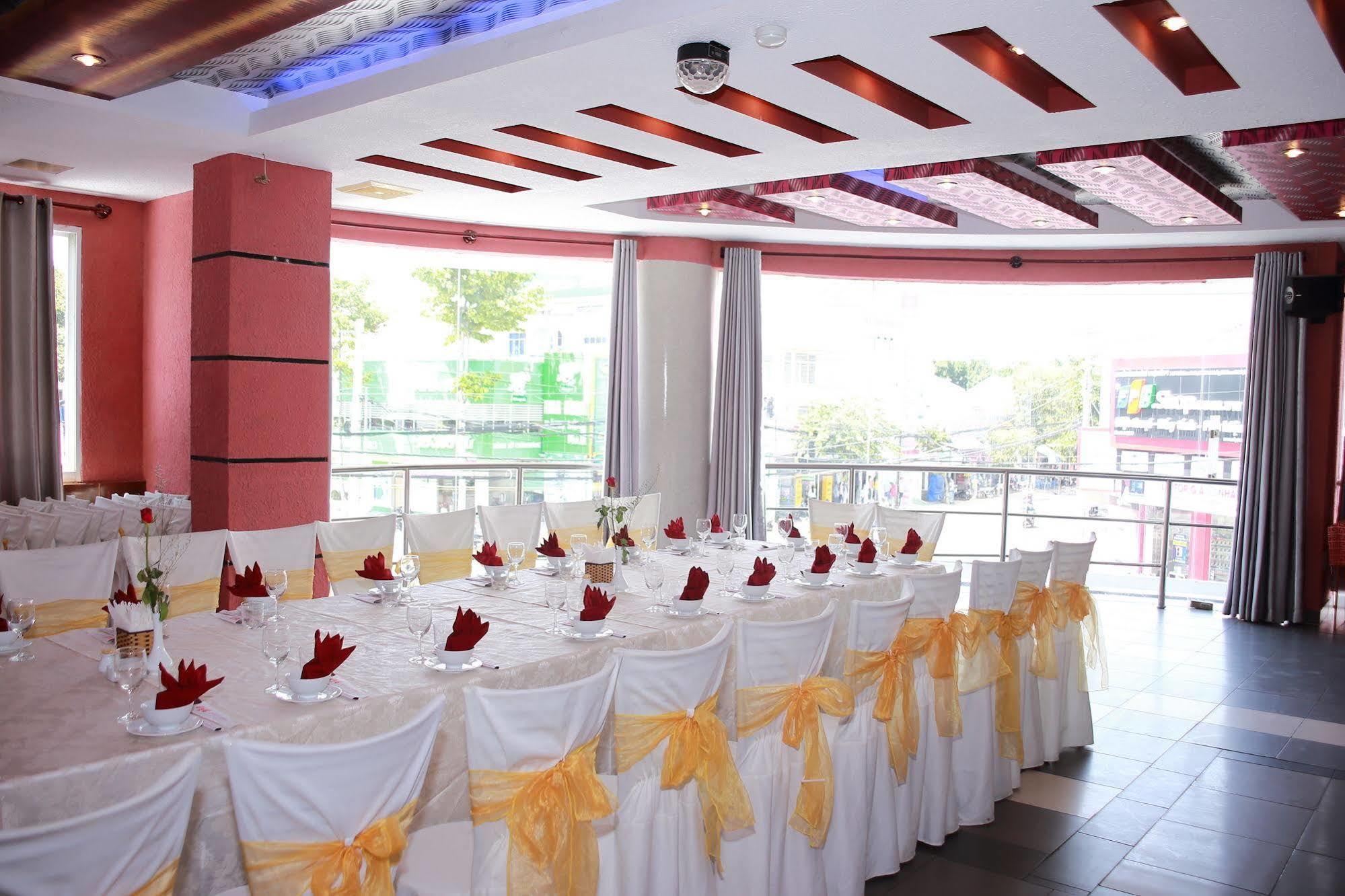 Hoang Long Hotel 3*