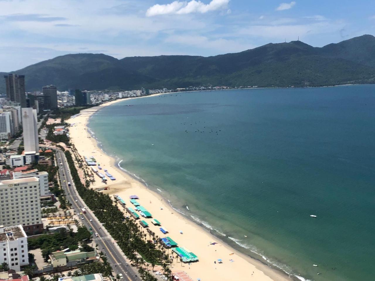 Ho Nghi Duong Muong Thanh Da Nang
