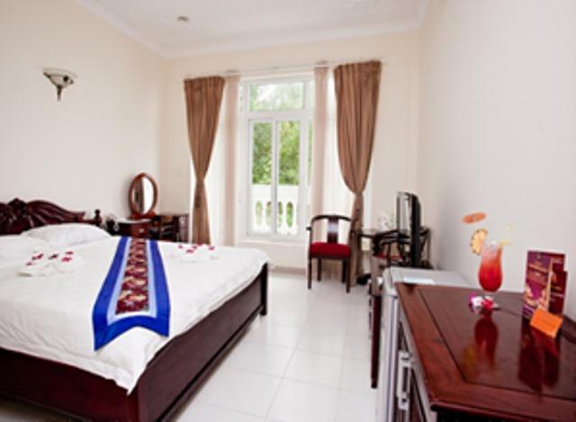 Nathalie's Hotel 3*