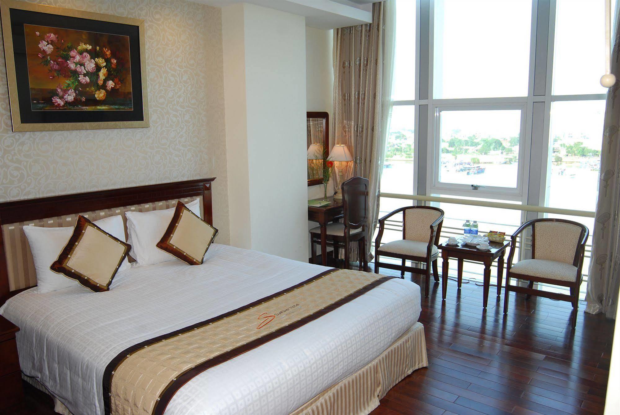 Sun River 3* Da Nang