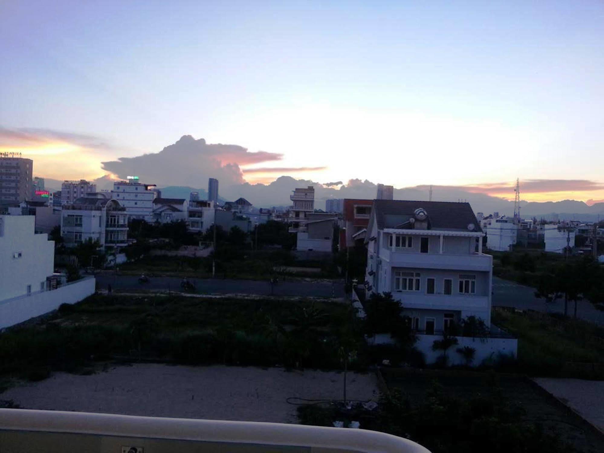Hamilton Oceanview *