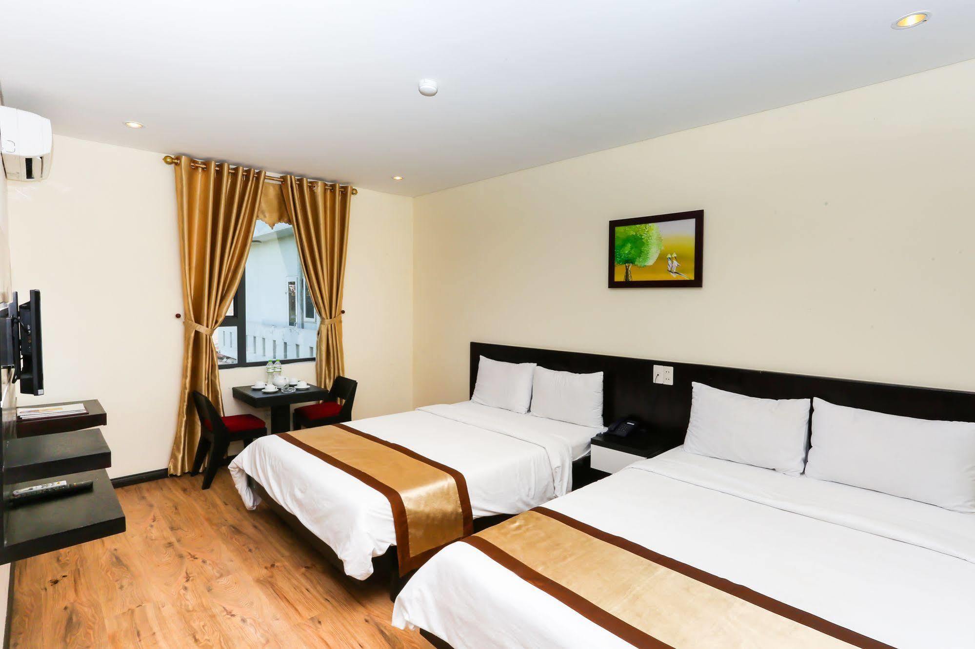 Rich Land Hotel
