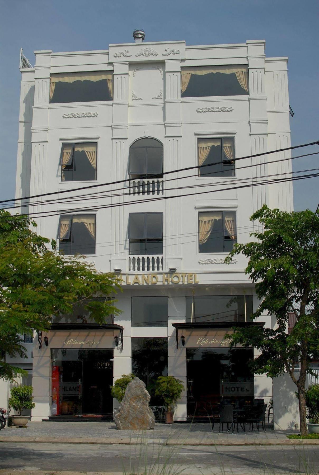Hotel Rich Land