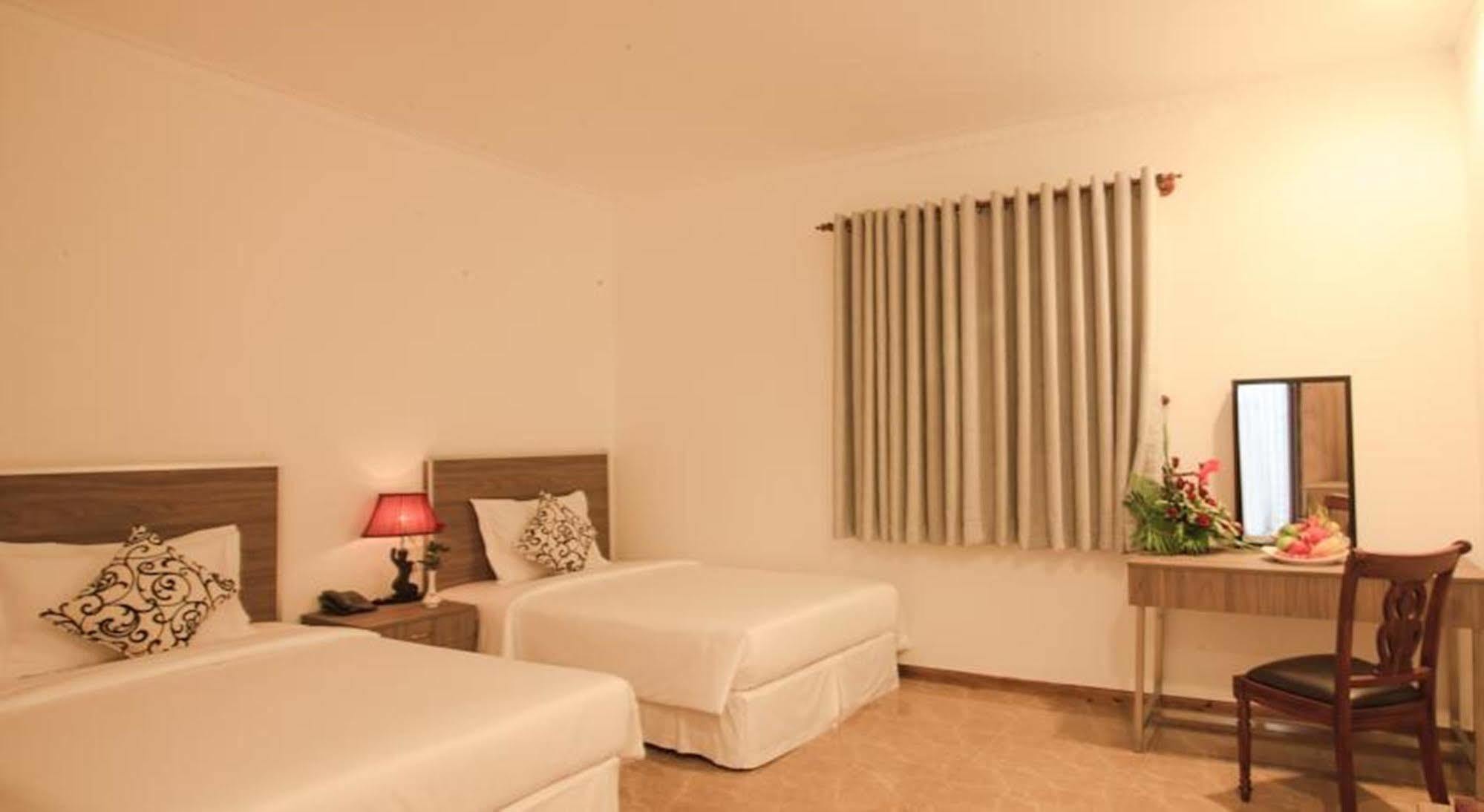 Hotel Den Long Do 3*