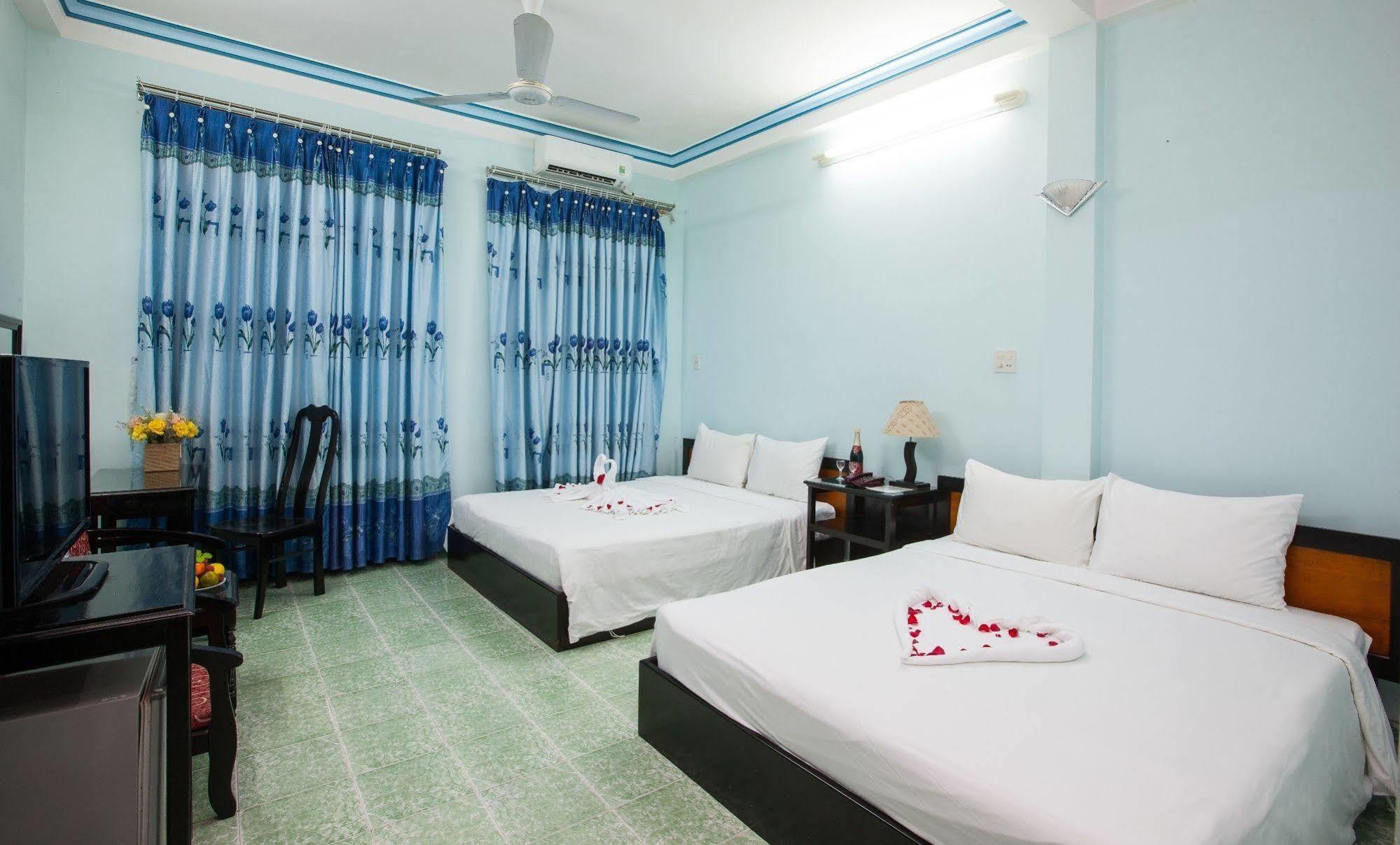 Hotel Four Seasons House Nha Trang