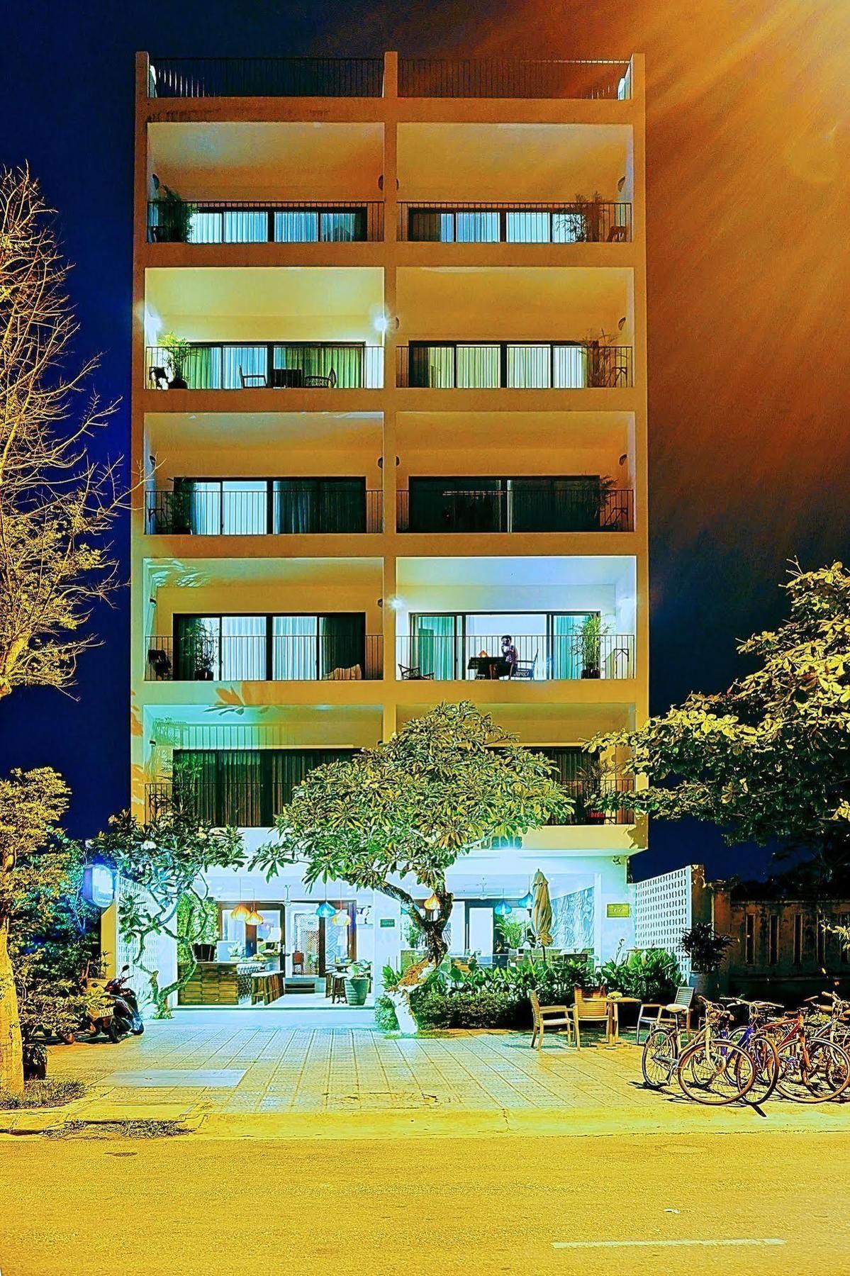 Dan Oasis And Aparthotel