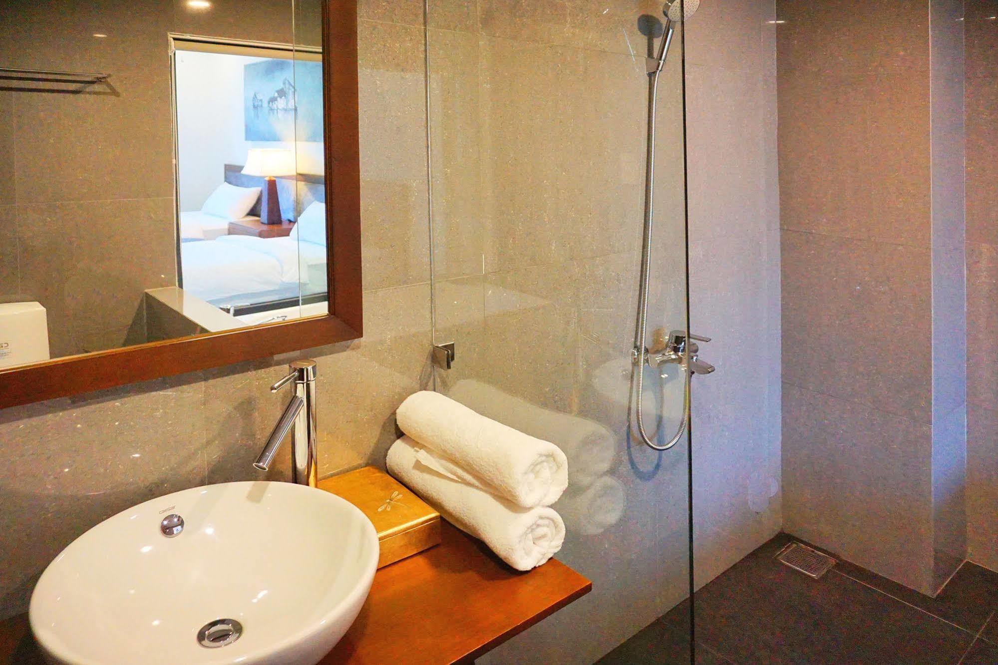 Dan Oasis And Aparthotel 2*