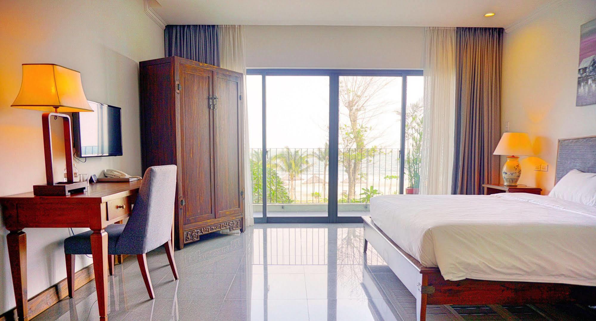 Aparthotel Dan Oasis And 2*
