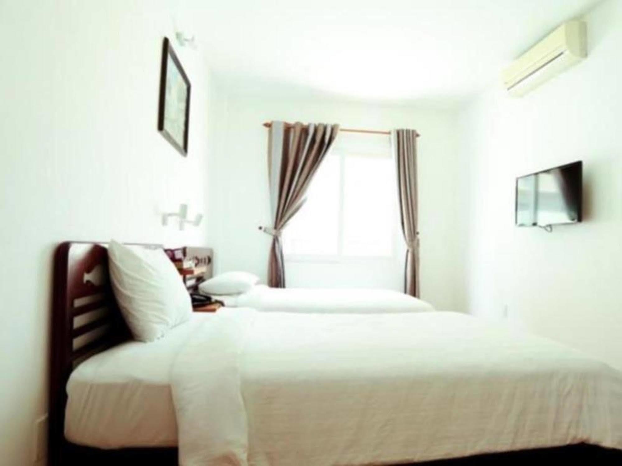 Xuan Hung Hotel 2*