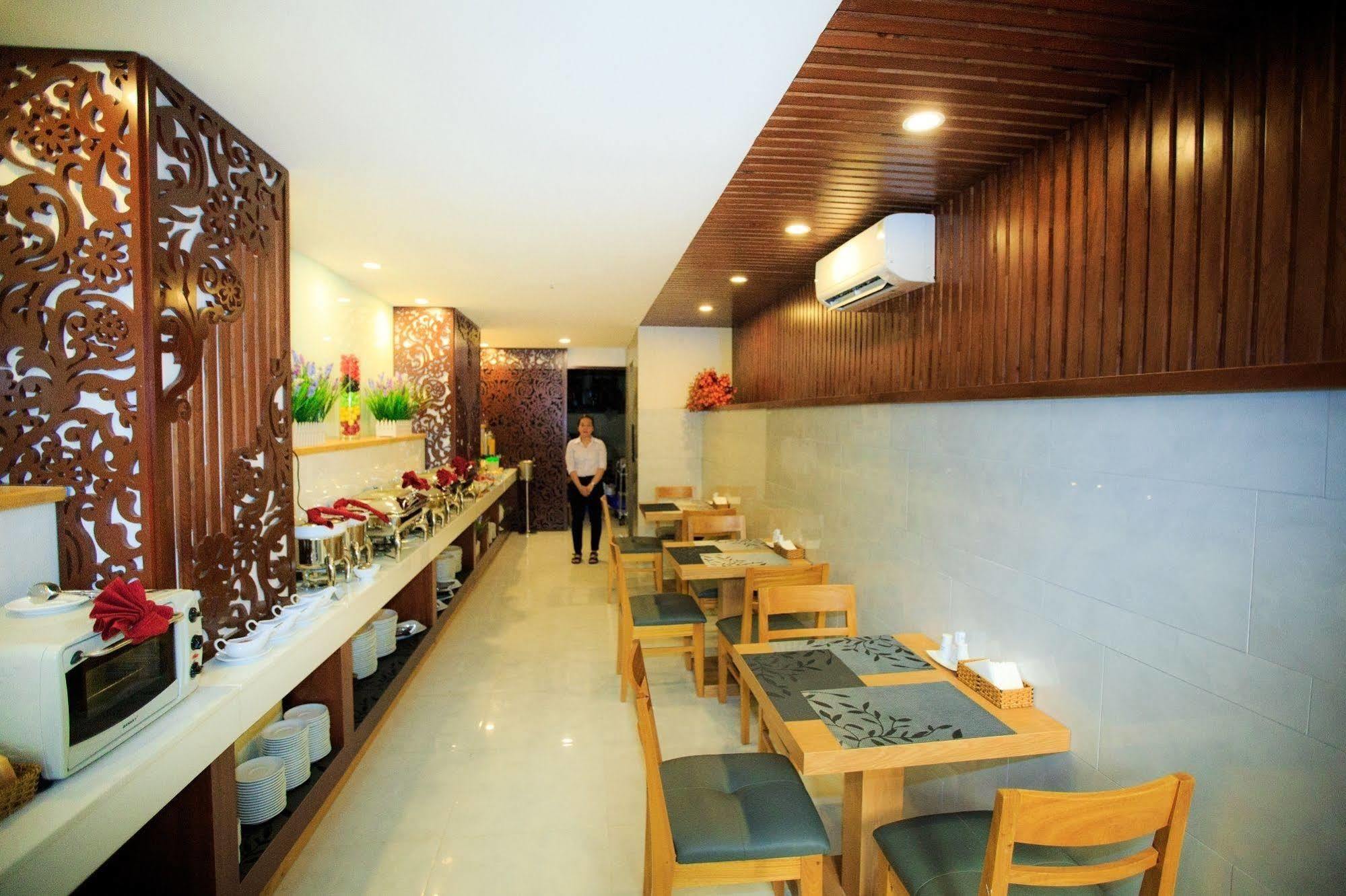 Hotel Lucky Star Nha Trang