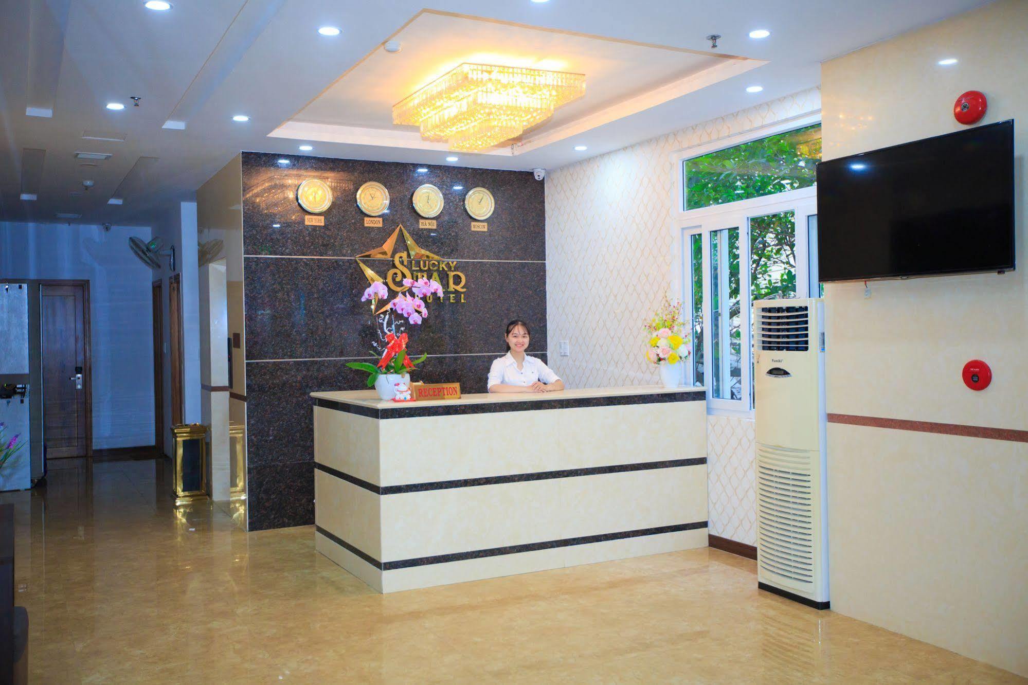 Hotel Lucky Star