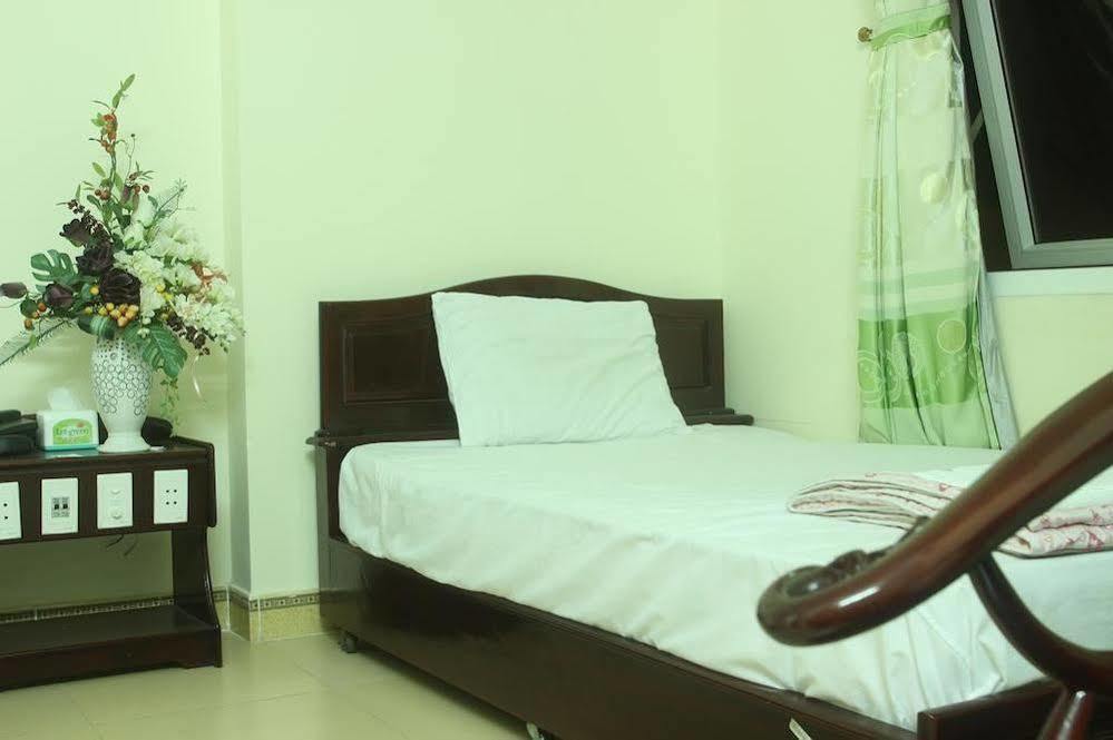 Duong Dan Hotel 2*