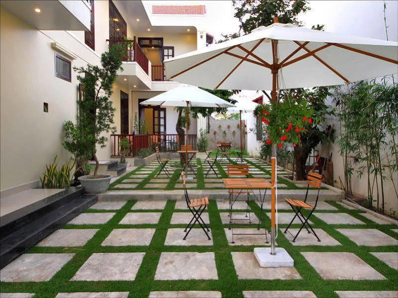 Heritage Bed & Breakfast 2*