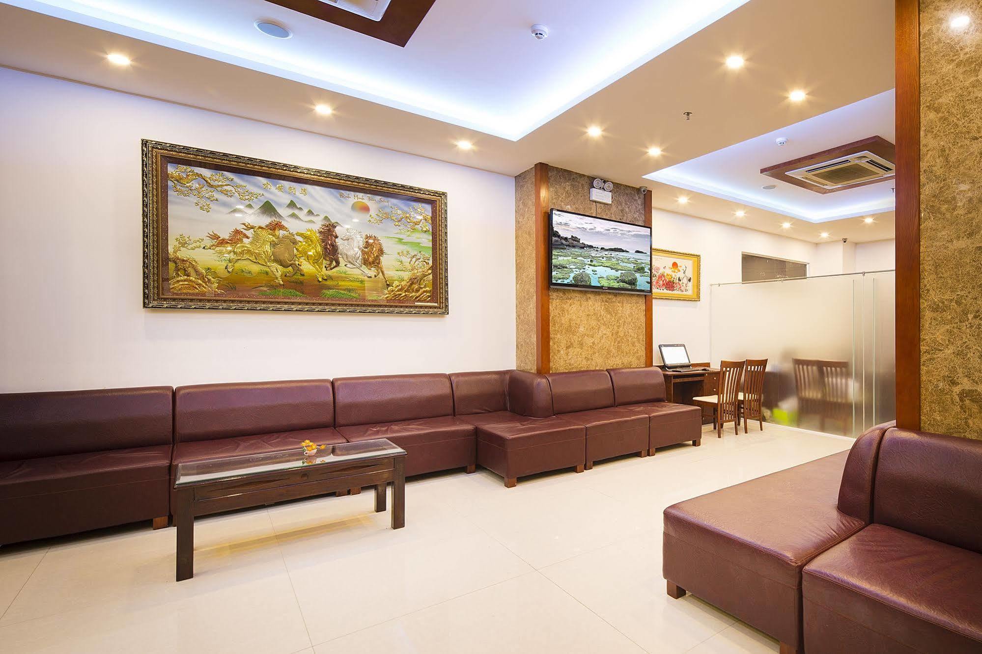 Khách sạn Majestic Star Nha Trang