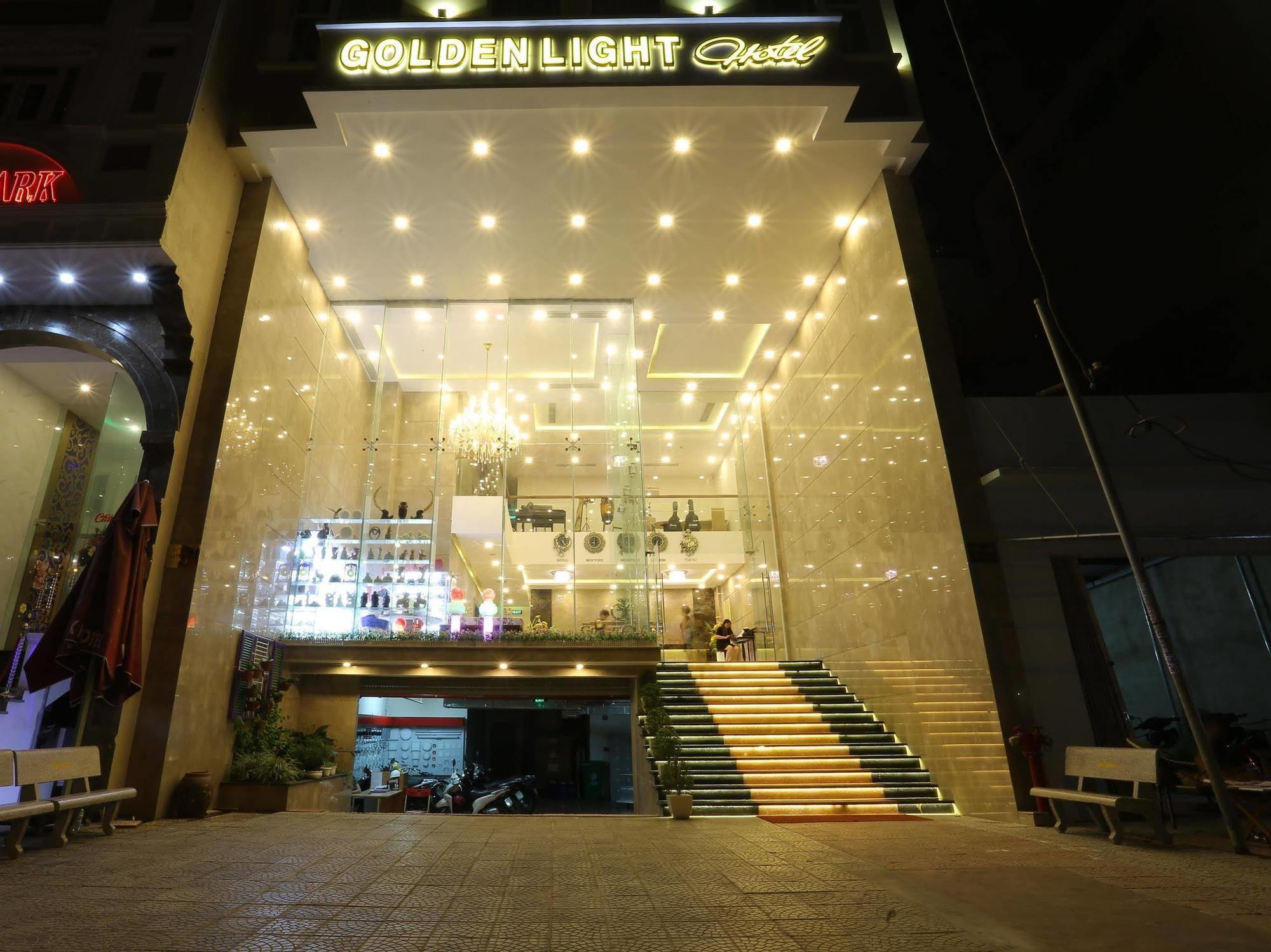 Golden Light Da Nang Hotel Đà Nẵng