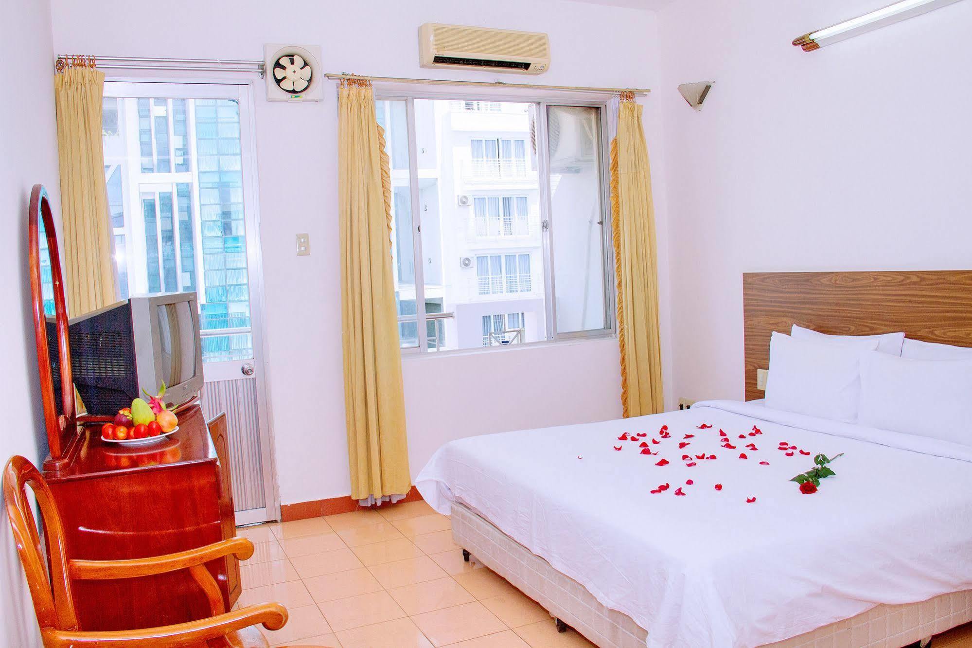 Aurora Hotel Nha Trang