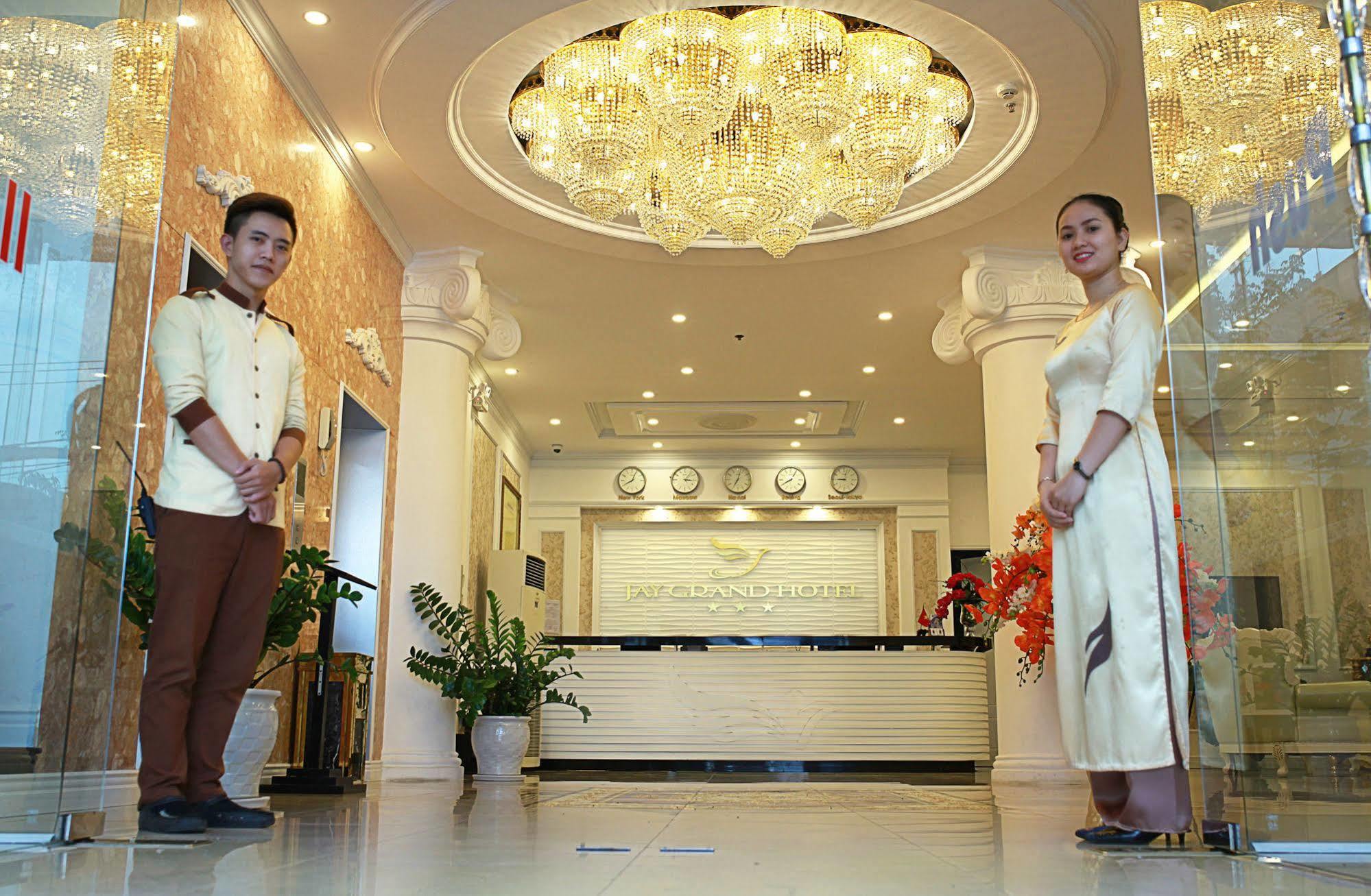 Jay Grand Hotel