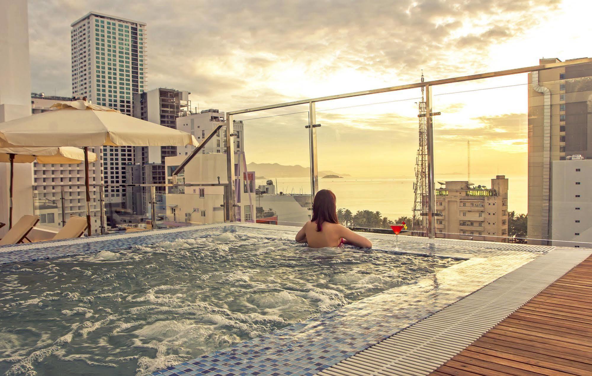 Hotel Aroma Nha Trang Boutique Hotel 4*