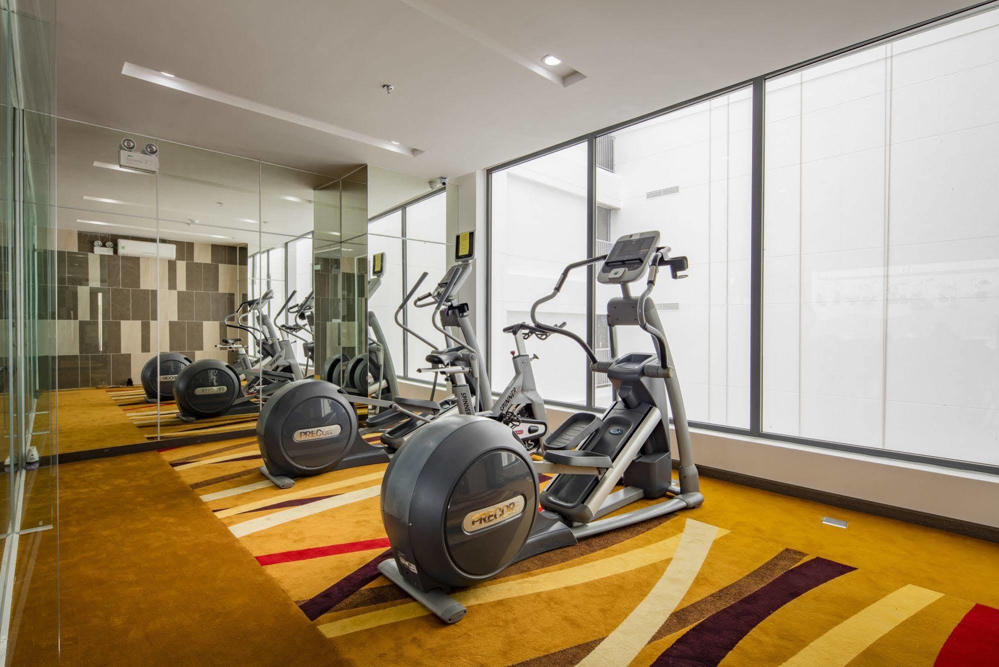 B&n Hotel 4*