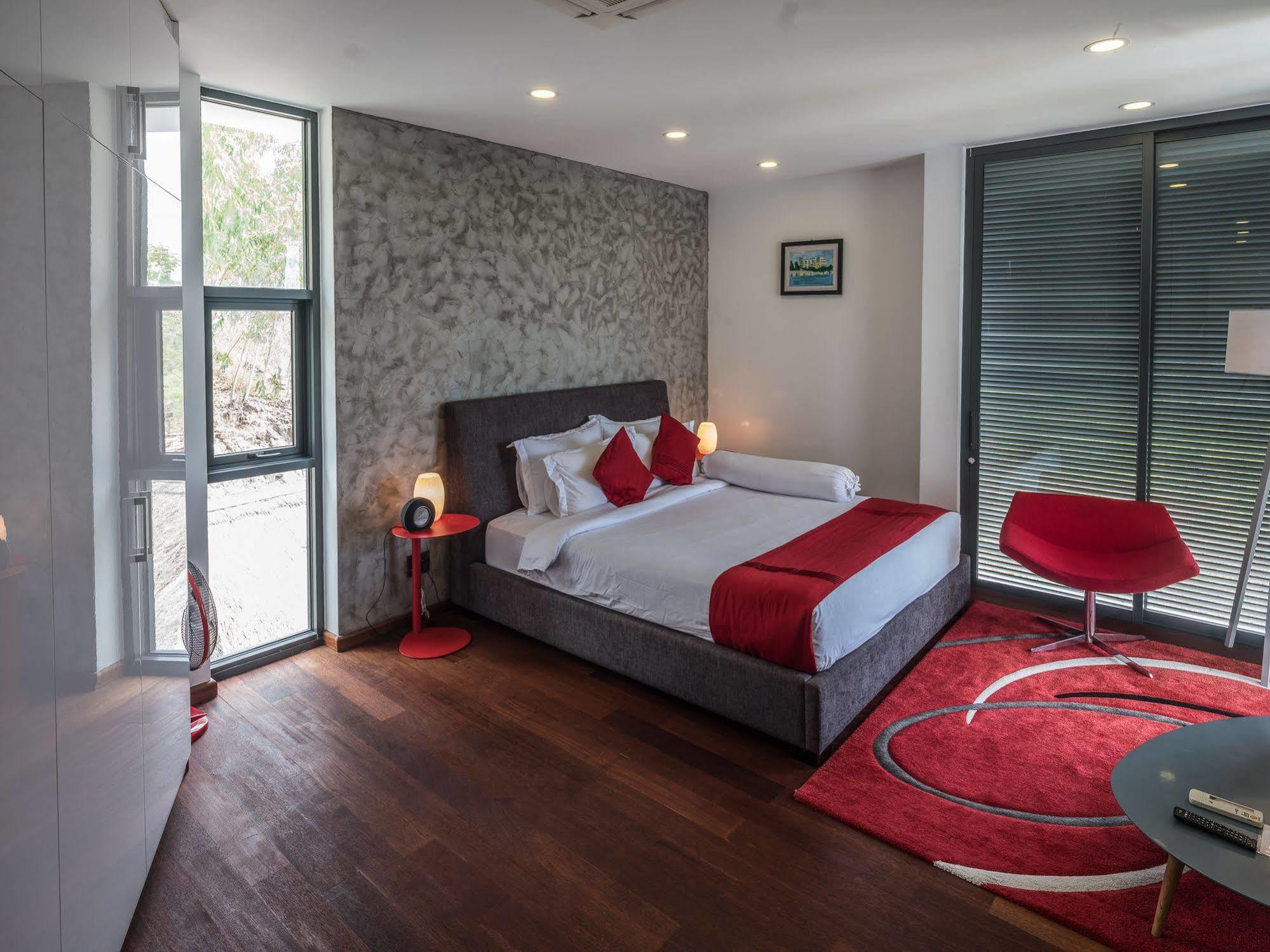 Hapier Villa *