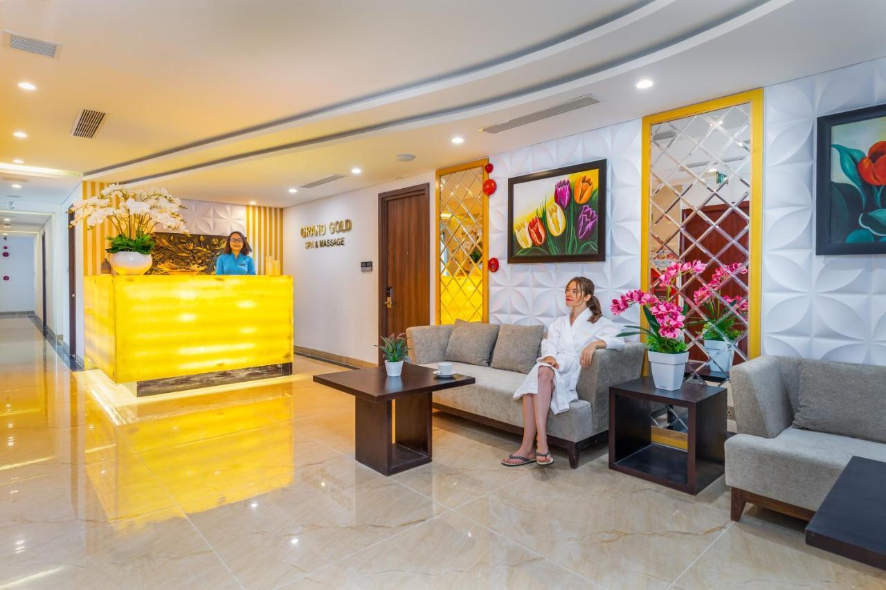 Hotel Grand Gold &