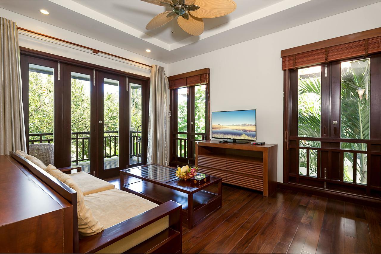 Tropical Villas Beach Villa Da Nang