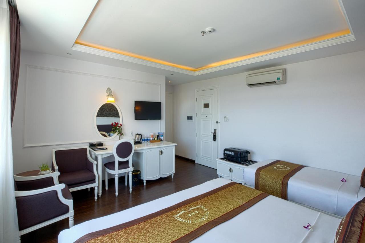 Sea Phoenix Hotel