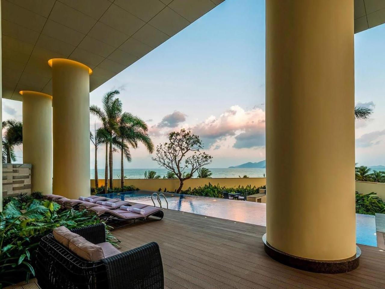 Ibeach Seaview Centre Nha Trang