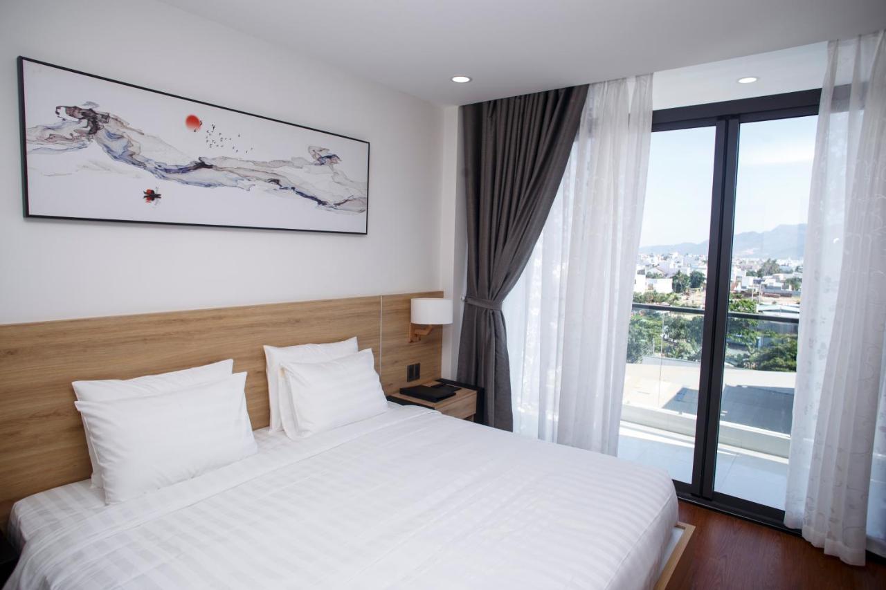 Lily Hotel 3*