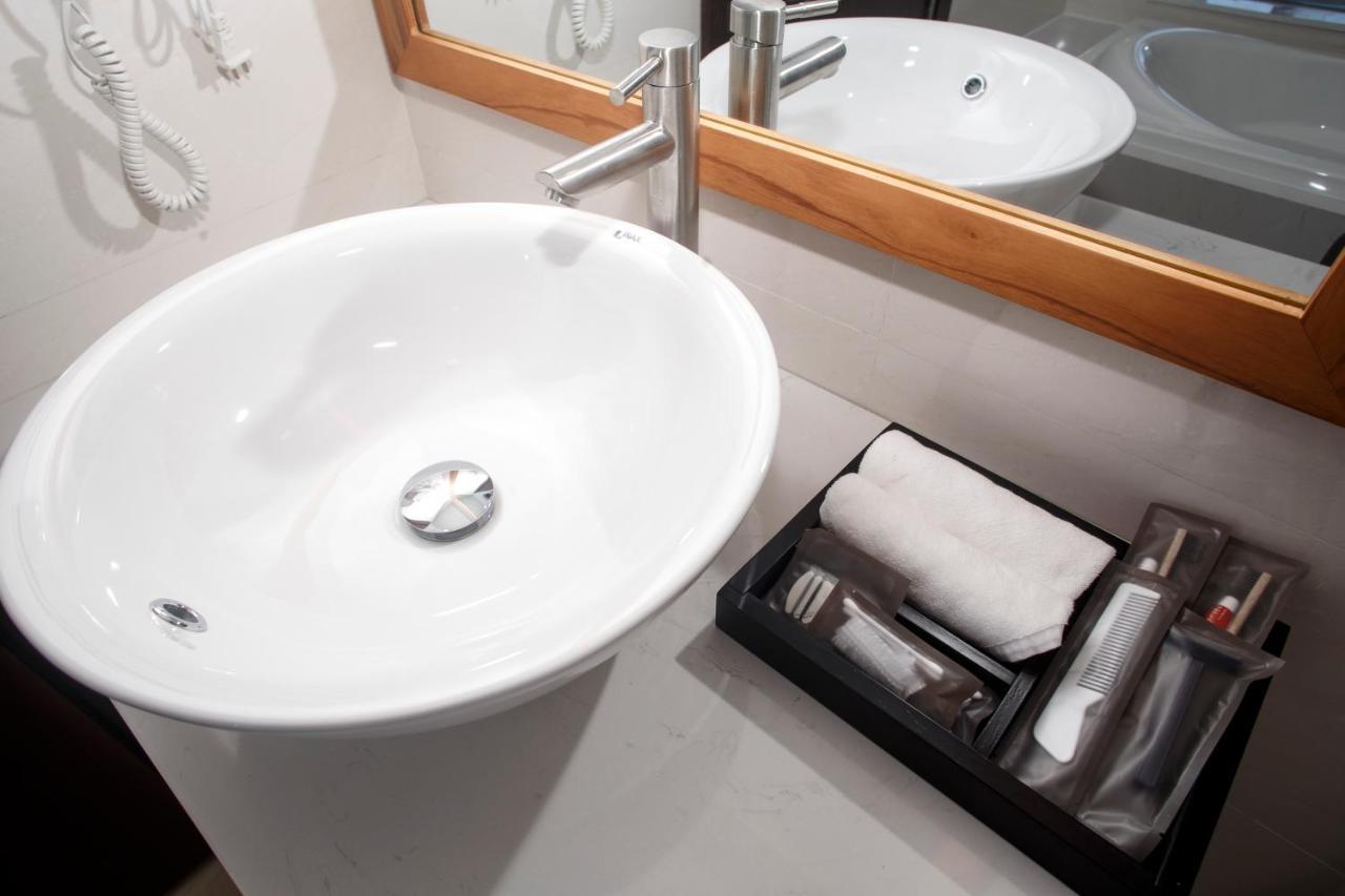 Hotel Lily Nha Trang
