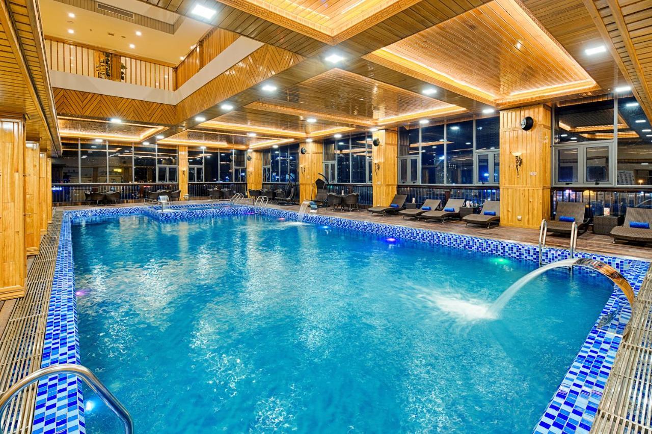 Hotel Nhu Minh Plaza 4*