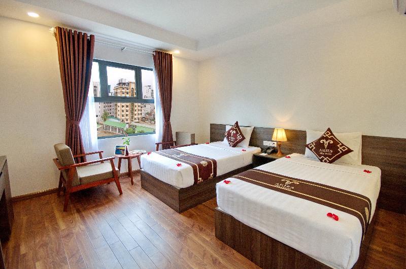 Aries Hotel 3*