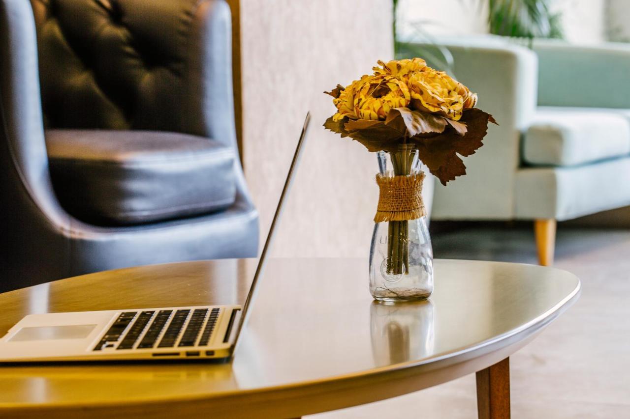 Khách sạn Park View Saigon 3*