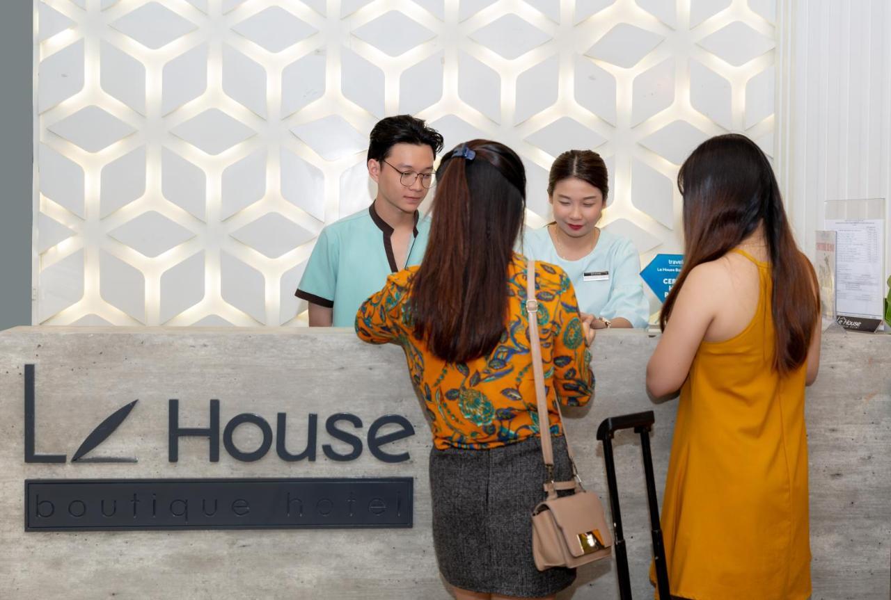 Le House Boutique - 100m To The 3* Da Nang