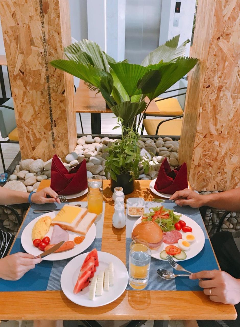 Hotel Essenza & 3*