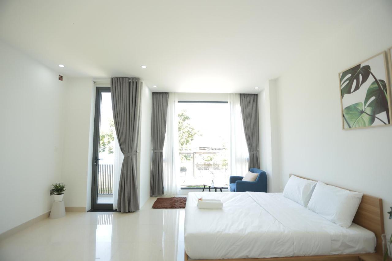 Ben Villa-3' Walk To My Khe Beach. Villa Da Nang