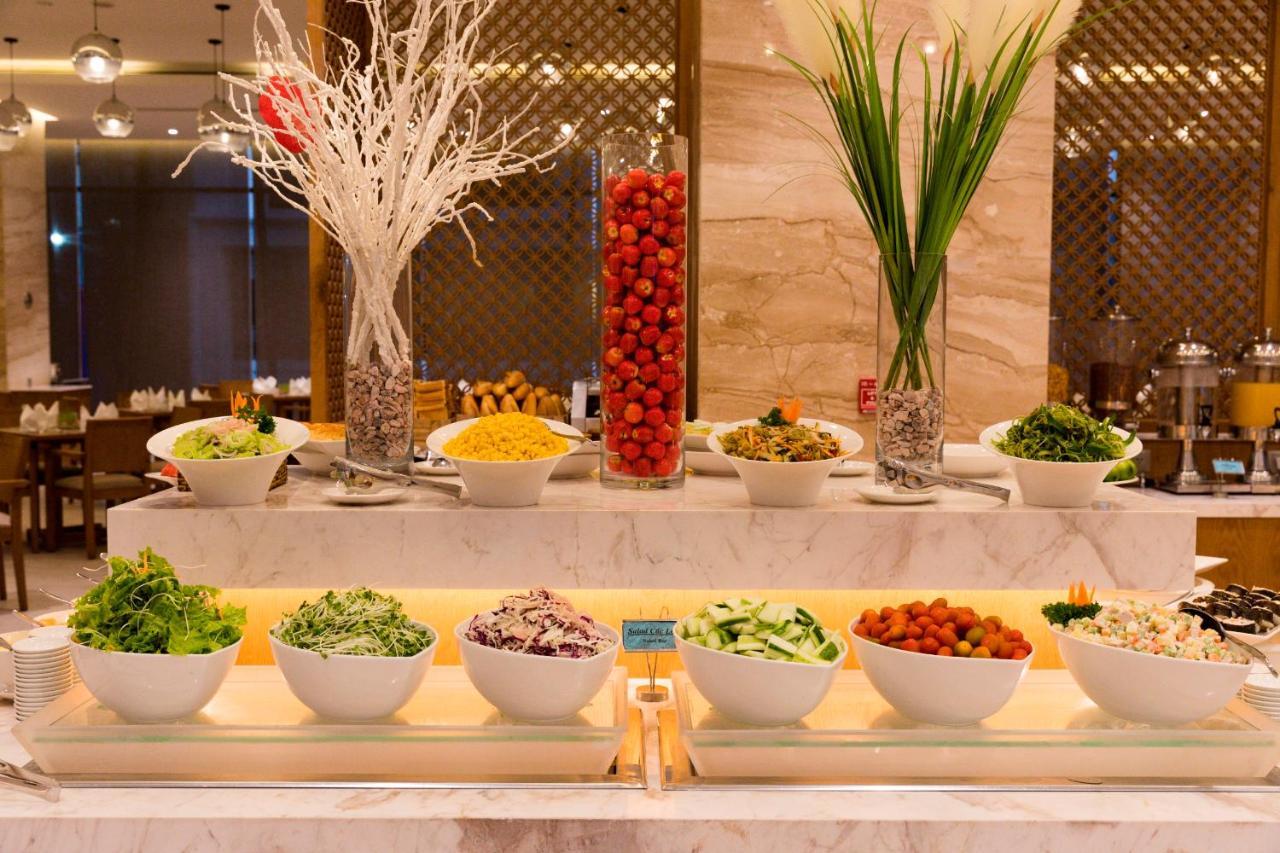 Nagar Hotel 4*